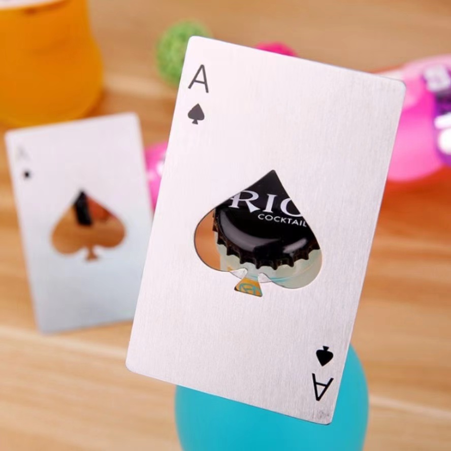 Beer Bottle Opener Poker A Car - Kitchen Gadgets To Gift 评论和价格